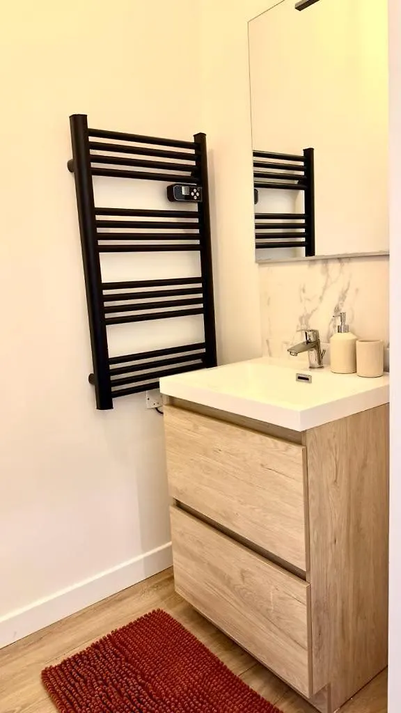 Light & Comfort T2 Cosy Muret Apartman